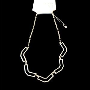 Elegant Silver Geometric Necklace